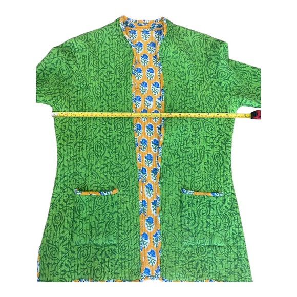 Quilted Reversible Jacket with Patch Pockets in Green and Yellow size S/M - Picture 13 of 13